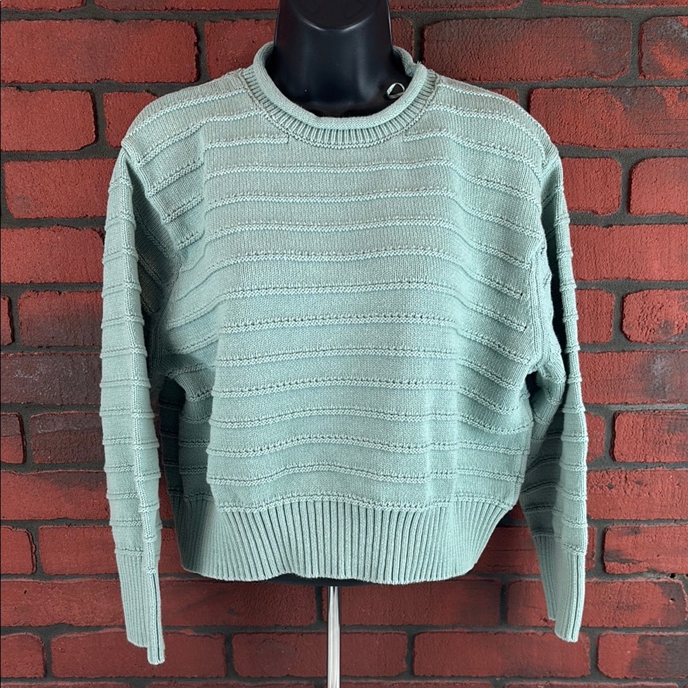 Brit. NY Mint Green Woman's XL Sweater‎